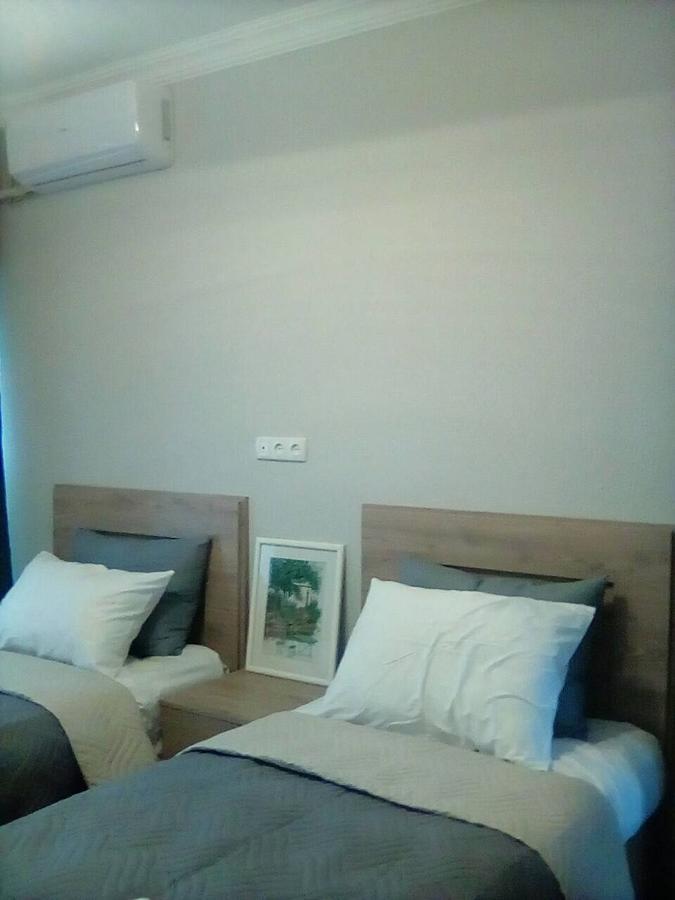 Room 4 U Сигнахи Экстерьер фото